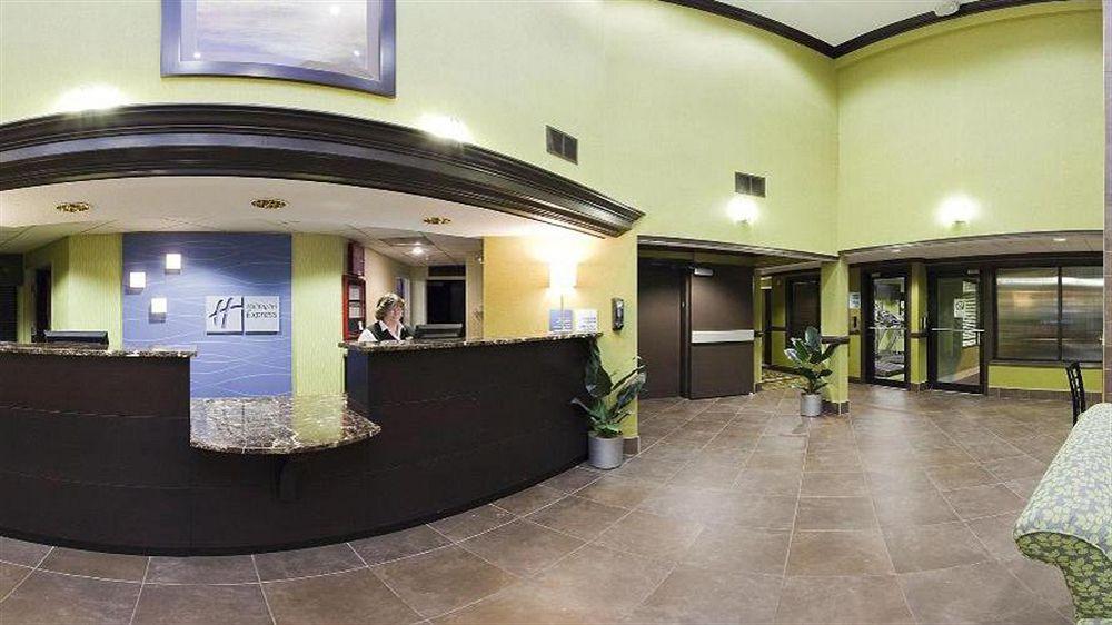 Holiday Inn Express Hotel & Suites Madison By Ihg Eksteriør bilde