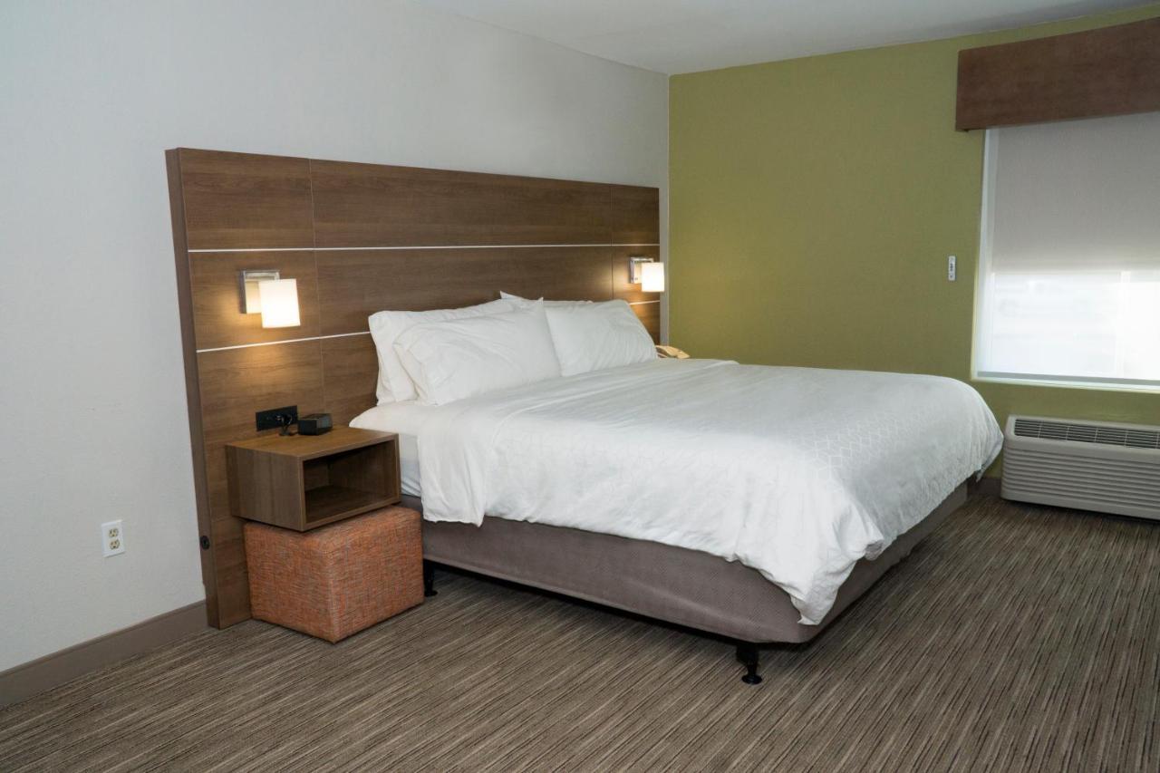 Holiday Inn Express Hotel & Suites Madison By Ihg Eksteriør bilde