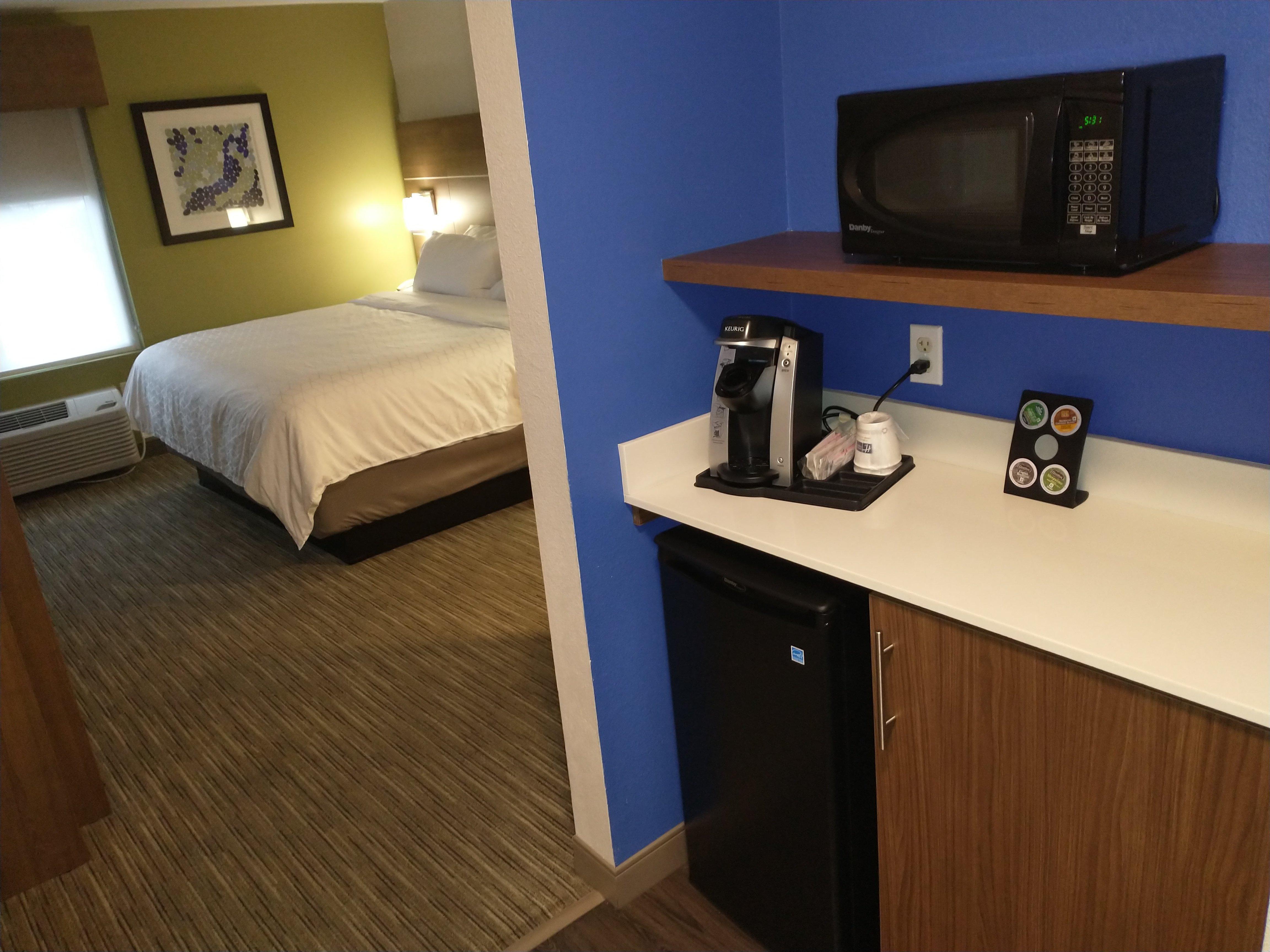 Holiday Inn Express Hotel & Suites Madison By Ihg Eksteriør bilde