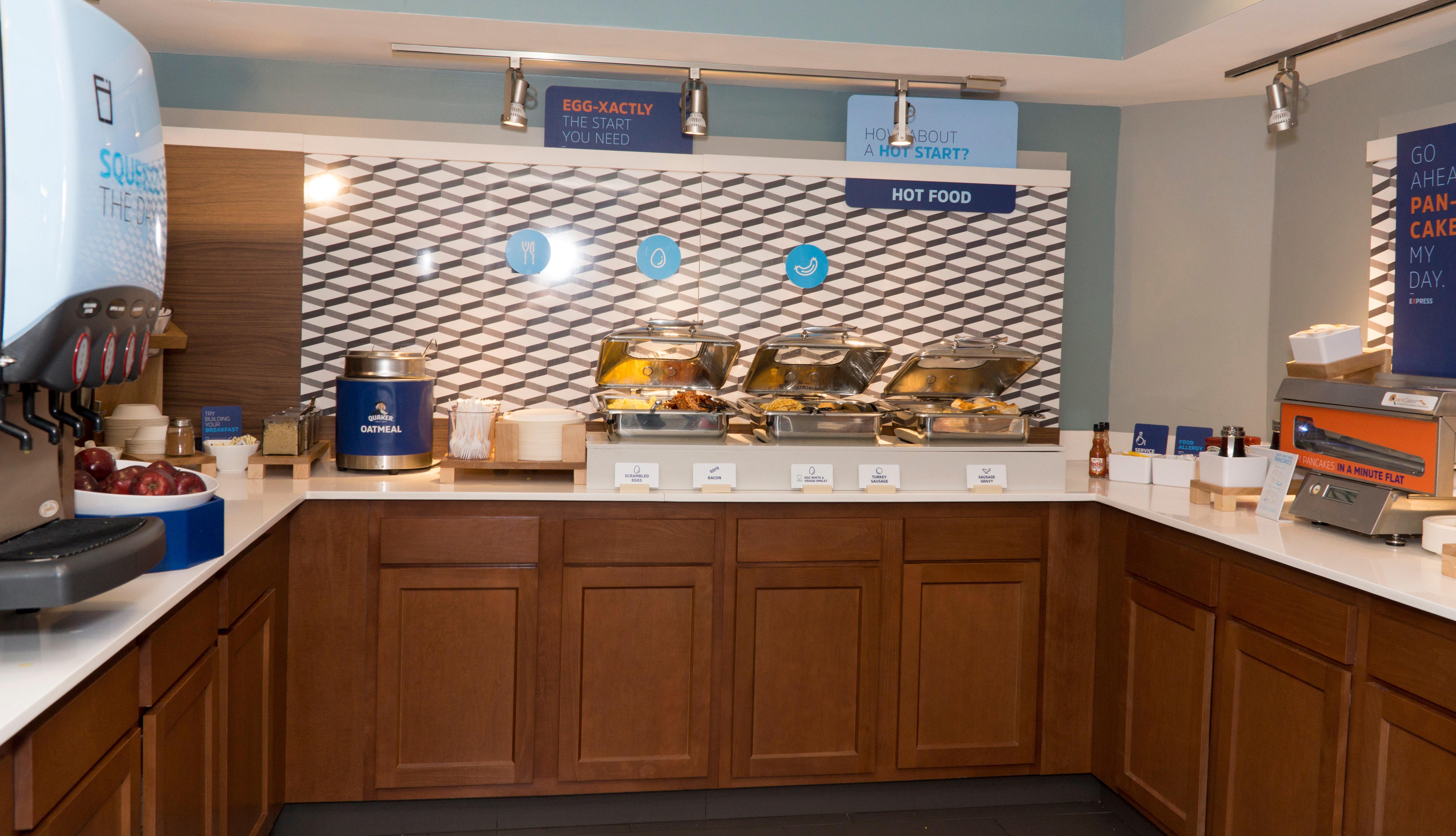 Holiday Inn Express Hotel & Suites Madison By Ihg Eksteriør bilde