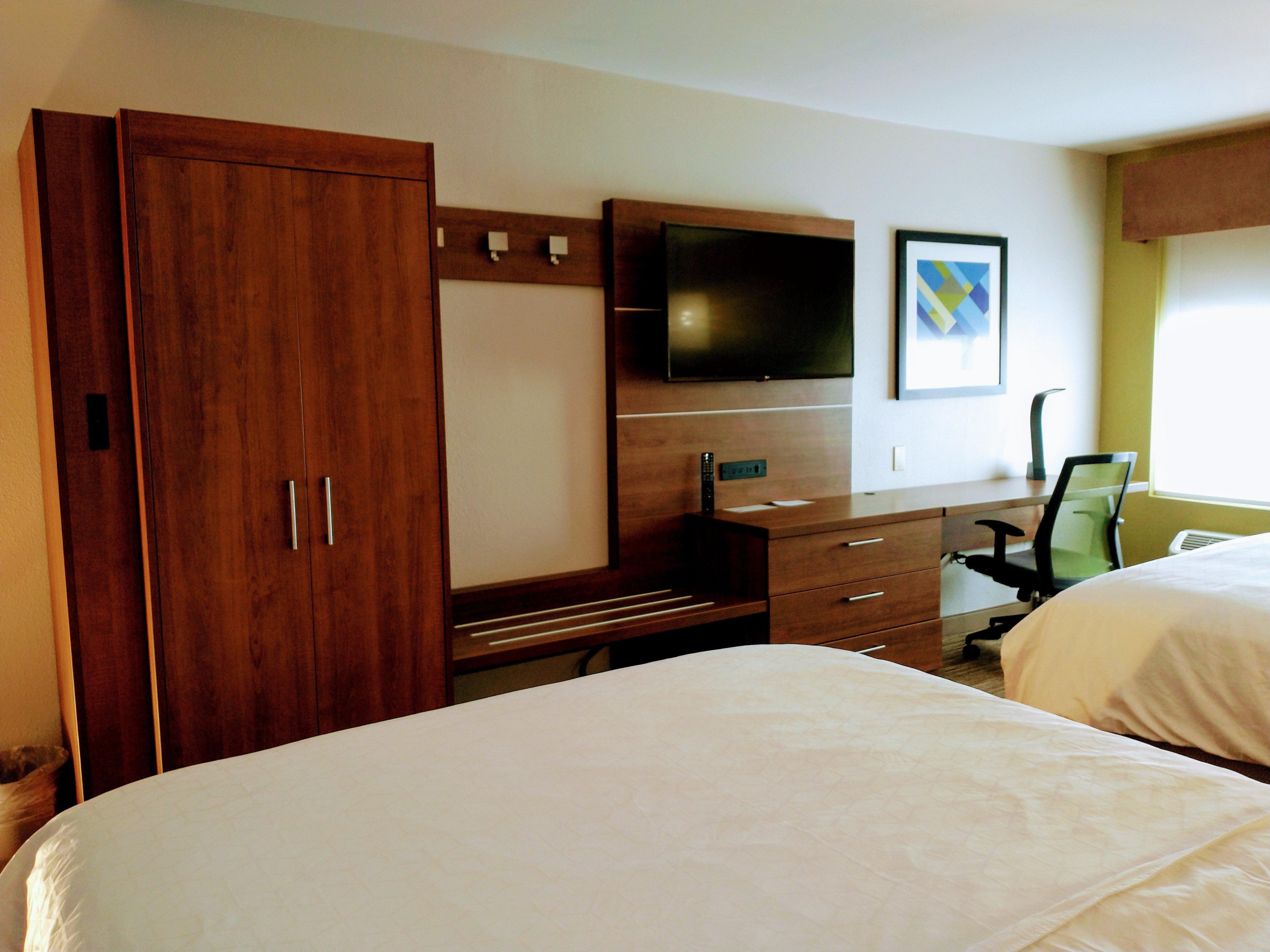 Holiday Inn Express Hotel & Suites Madison By Ihg Eksteriør bilde