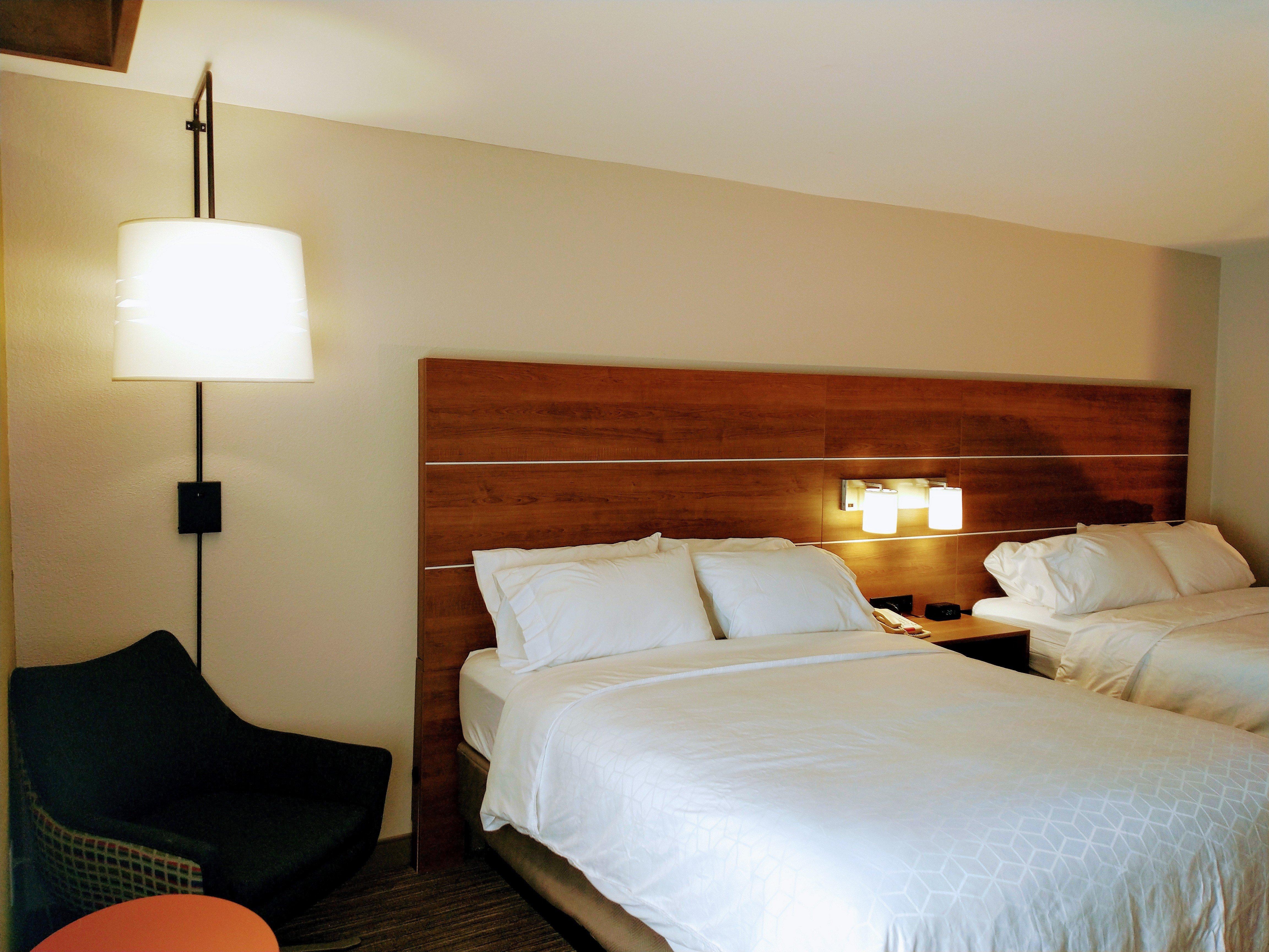 Holiday Inn Express Hotel & Suites Madison By Ihg Eksteriør bilde