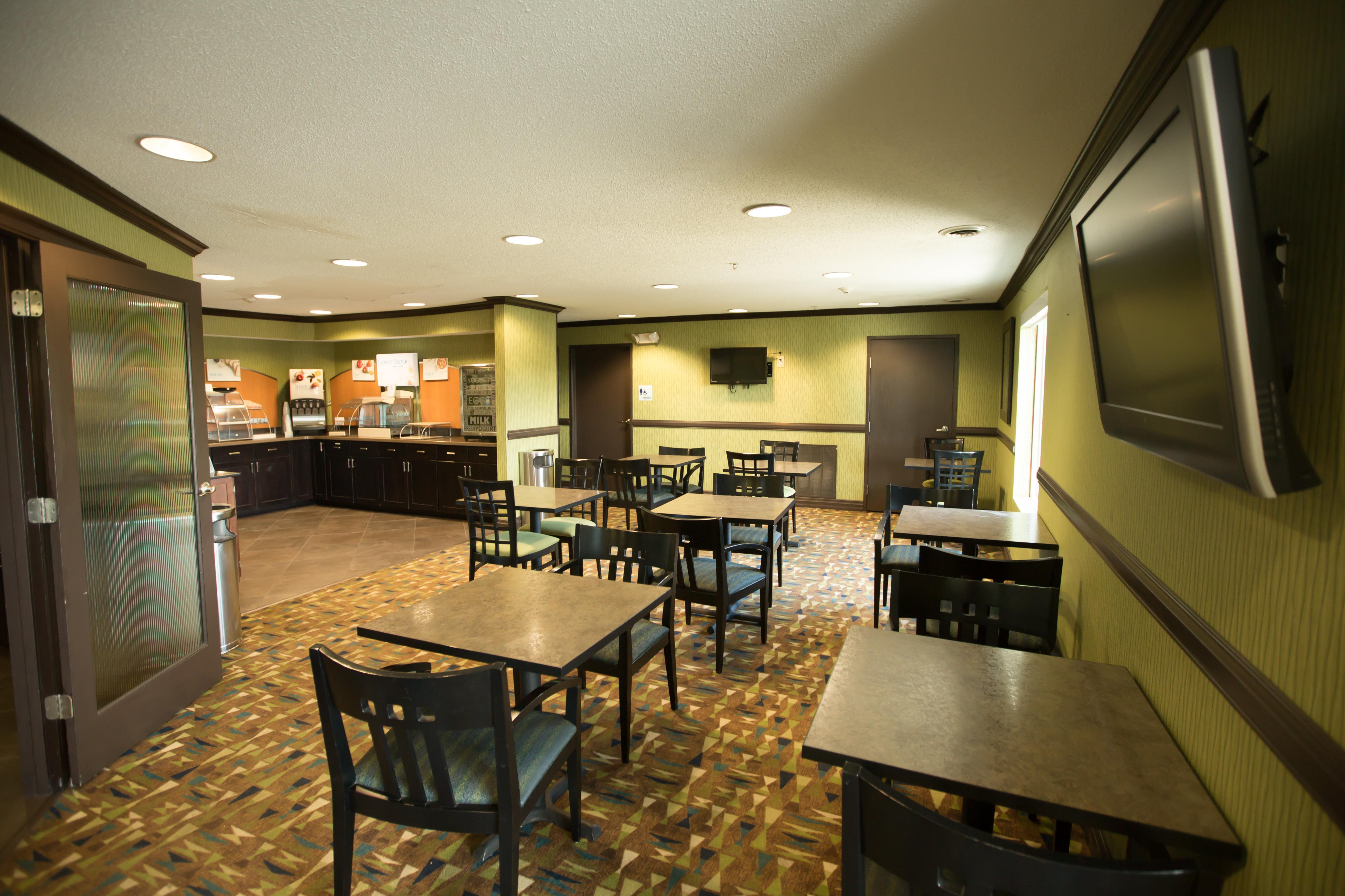 Holiday Inn Express Hotel & Suites Madison By Ihg Eksteriør bilde